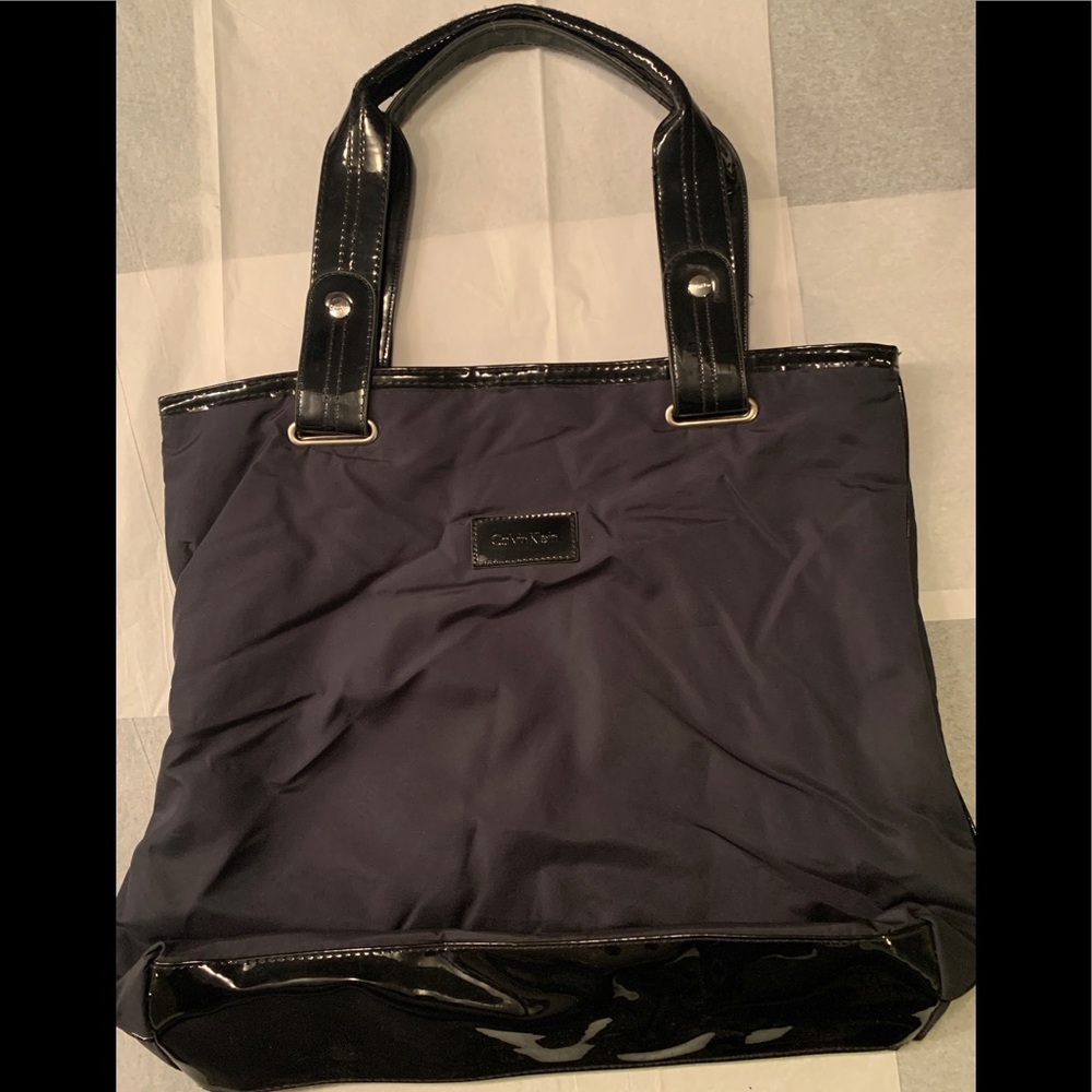 Calvin Klein Shoulder Bag